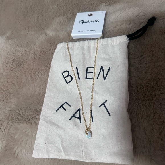 Madewell Gold Necklace with Freshwater Pearl Pendant - Picture 3 of 5